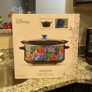 Lilo & Stitch 7-Quart Slow Cooker by Disney | NEW IN BOX